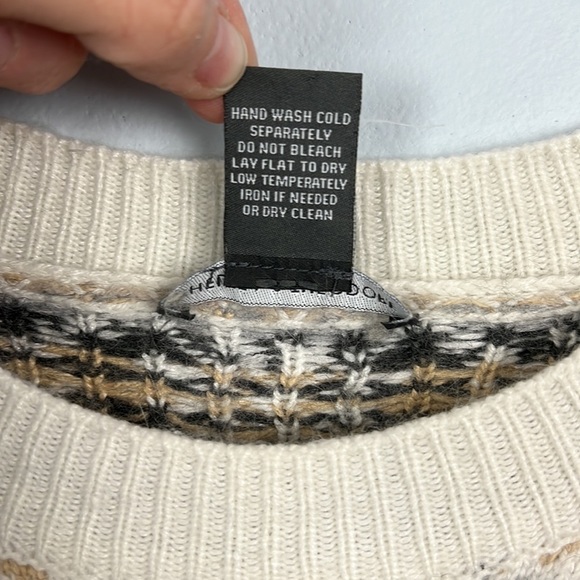 Chelsea & Theodore wool blend size medium cozy sweater - Picture 4 of 7